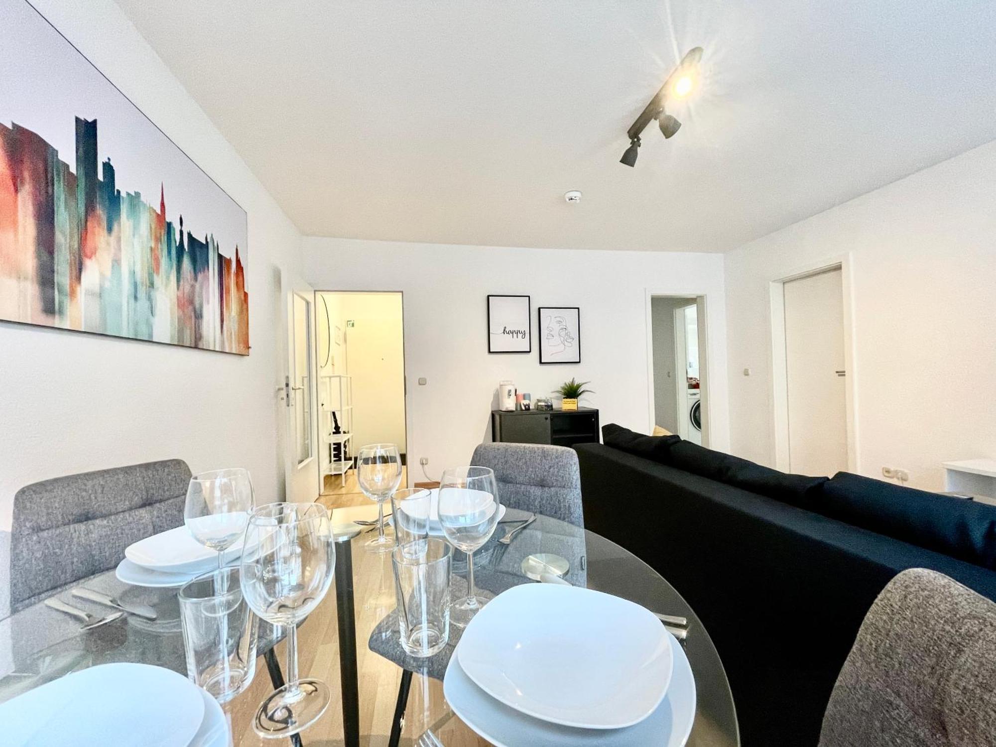 Design City Apt Daisy - Modern, Zentral, Kaffeebar لبسيا المظهر الخارجي الصورة